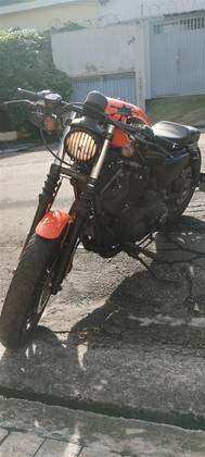 HARLEY-DAVIDSON SPORTSTER XL 883 R HARLEY-DAVIDSON SPORTSTER XL 883 R